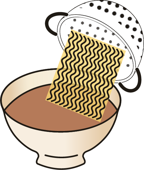 Noodle scolati e aggiunti al brodo